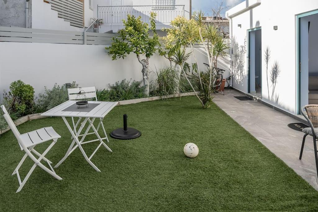 M City Apartments, Garden 2 La Canea Esterno foto